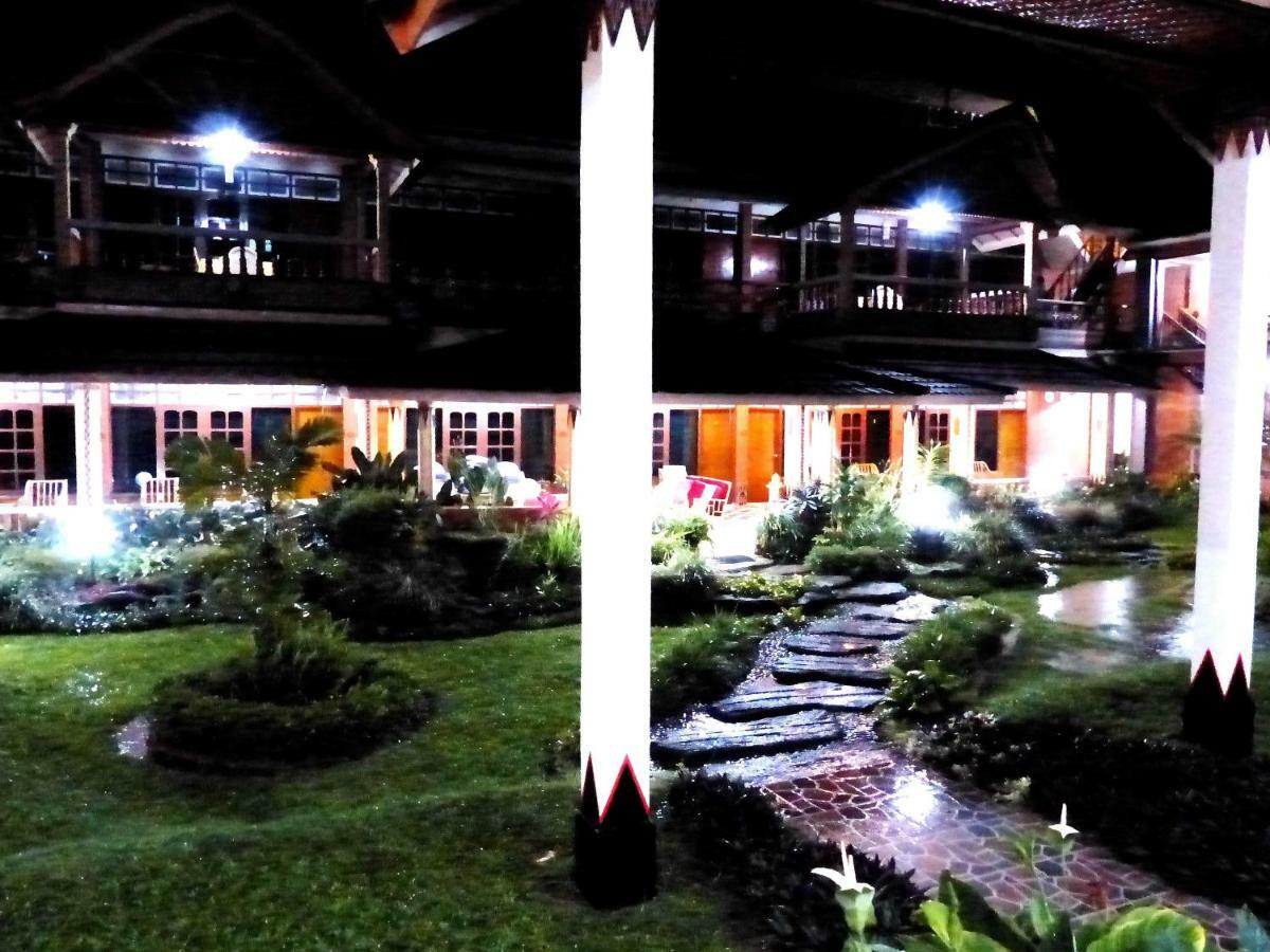 Toraja Torsina Hotel 란테파오 외부 사진