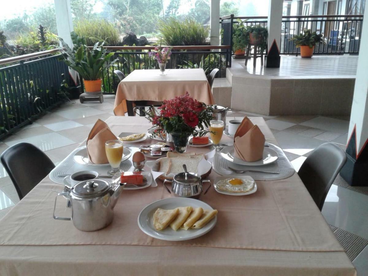 Toraja Torsina Hotel 란테파오 외부 사진